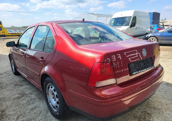 Volkswagen Bora cena 4000 przebieg: 156000, rok produkcji 1999 z Zwierzyniec małe 326